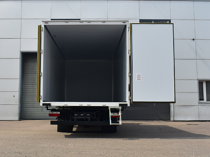 Изотермический фургон DongFeng C120L (удлиненный)